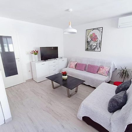 Apartment Glavaric Omiš Dış mekan fotoğraf