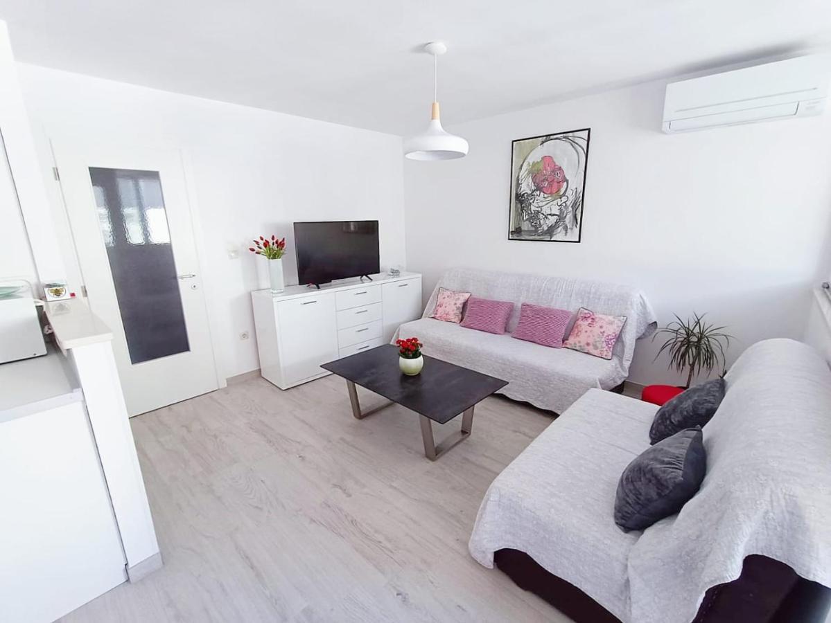 Apartment Glavaric Omiš Dış mekan fotoğraf