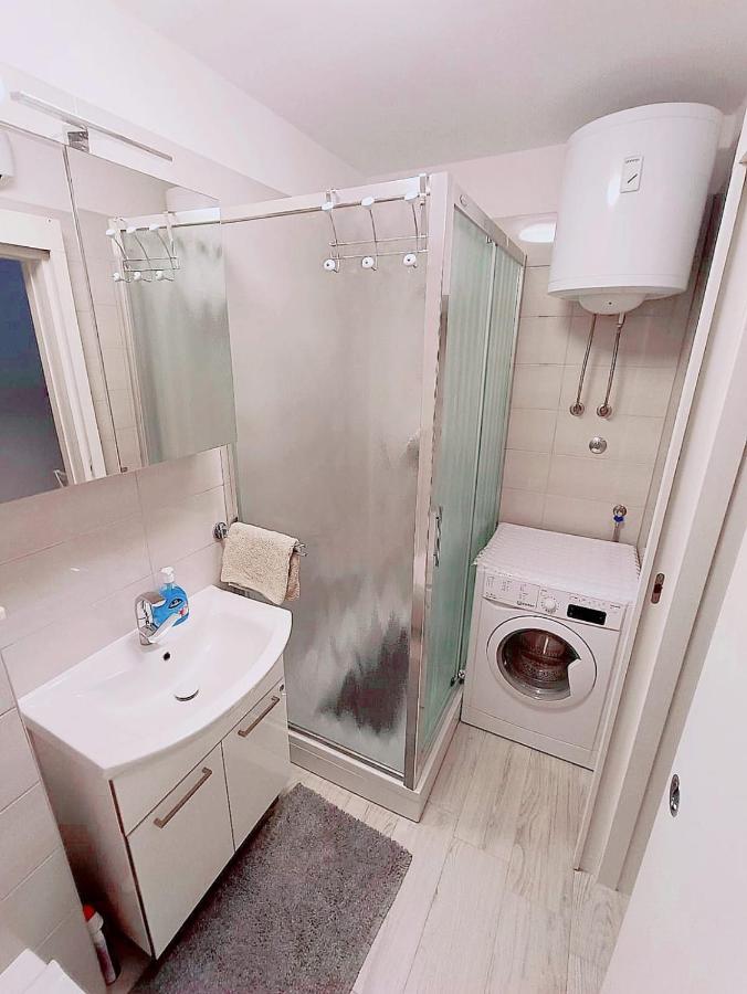 Apartment Glavaric Omiš Dış mekan fotoğraf